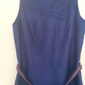 Jones New York women size 6 dress navy